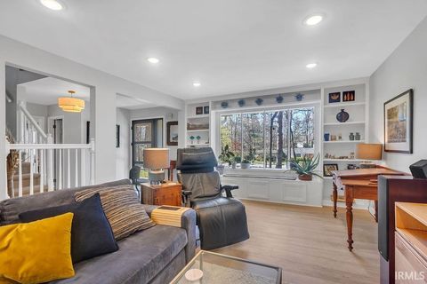 Tiny photo for 2715 E Bluff Court, Bloomington, IN 47401 (MLS # 202618617)