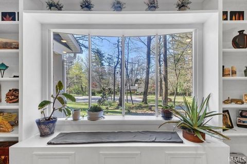 Tiny photo for 2715 E Bluff Court, Bloomington, IN 47401 (MLS # 202618617)