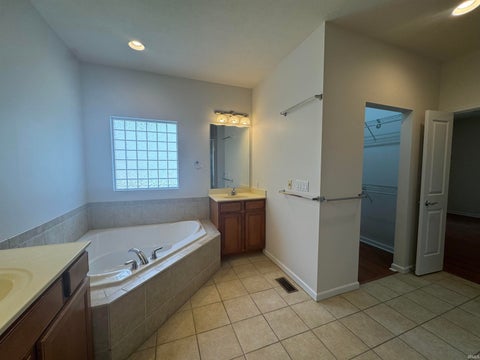 Tiny photo for 3851 S Mill Stone Court, Bloomington, IN 47401 (MLS # 202612212)