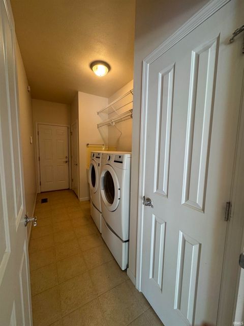 Tiny photo for 3851 S Mill Stone Court, Bloomington, IN 47401 (MLS # 202612212)