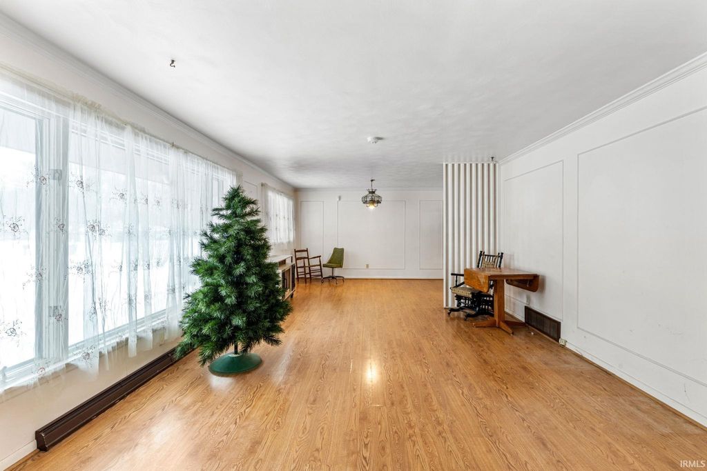 Photo of 59147 Wilray Drive, Elkhart, IN 46517 (MLS # 202548169)