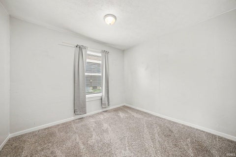 Tiny photo for 207 W Vistula Street, Bristol, IN 46507 (MLS # 202637642)