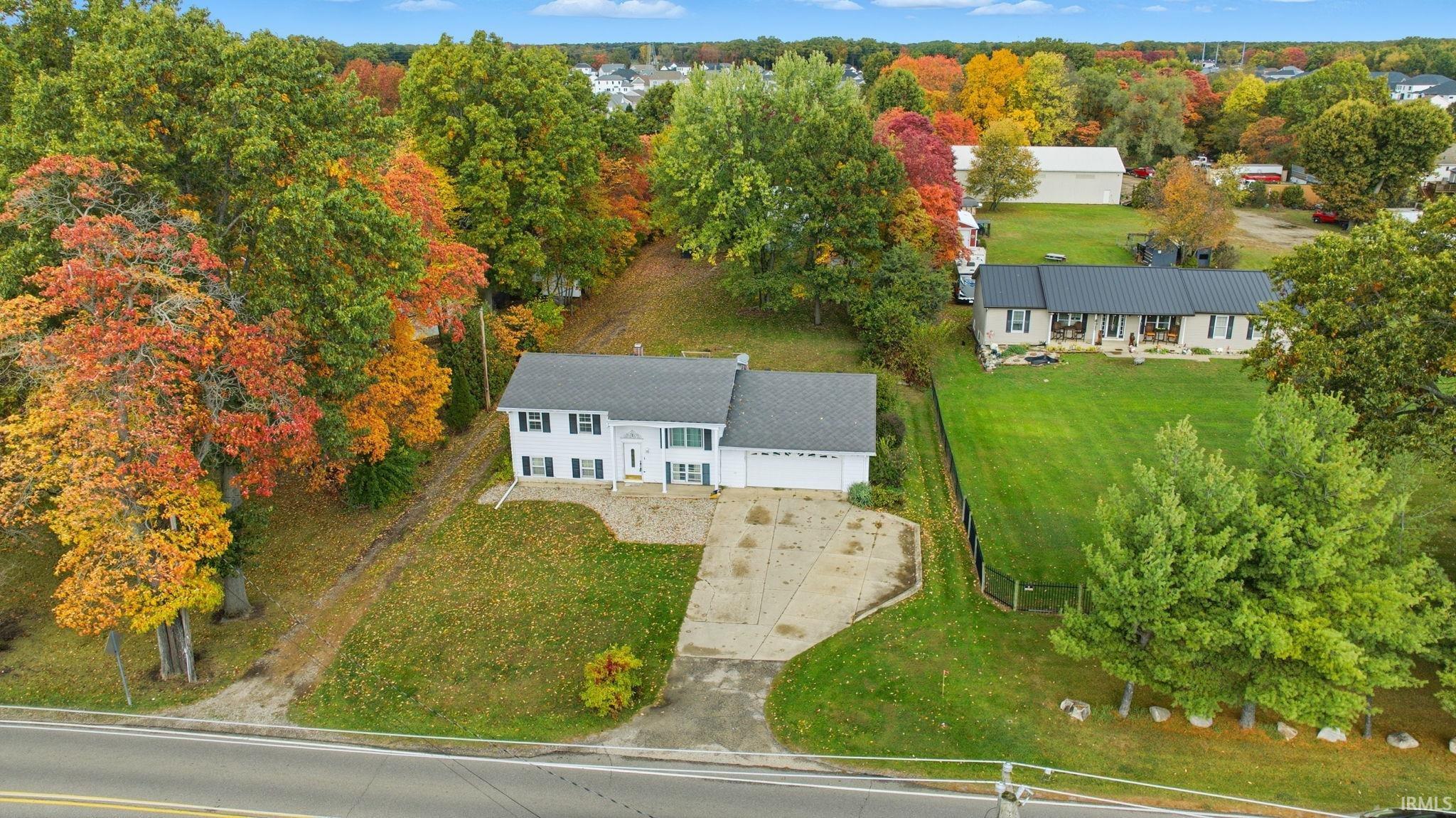 Osceola, Indiana 46561, United States, 4 Bedrooms Bedrooms, ,2 BathroomsBathrooms,Residential,Active,235438