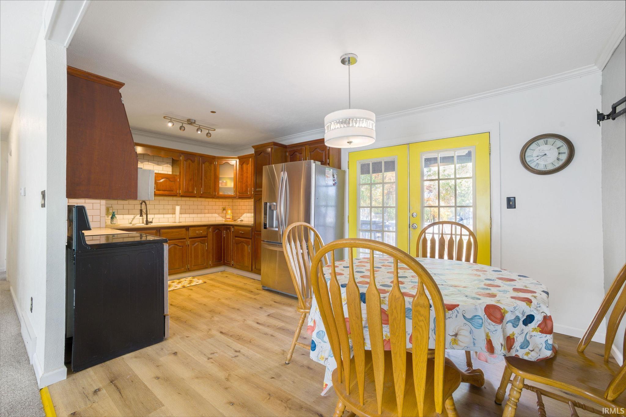 Osceola, Indiana 46561, United States, 4 Bedrooms Bedrooms, ,2 BathroomsBathrooms,Residential,Active,235438