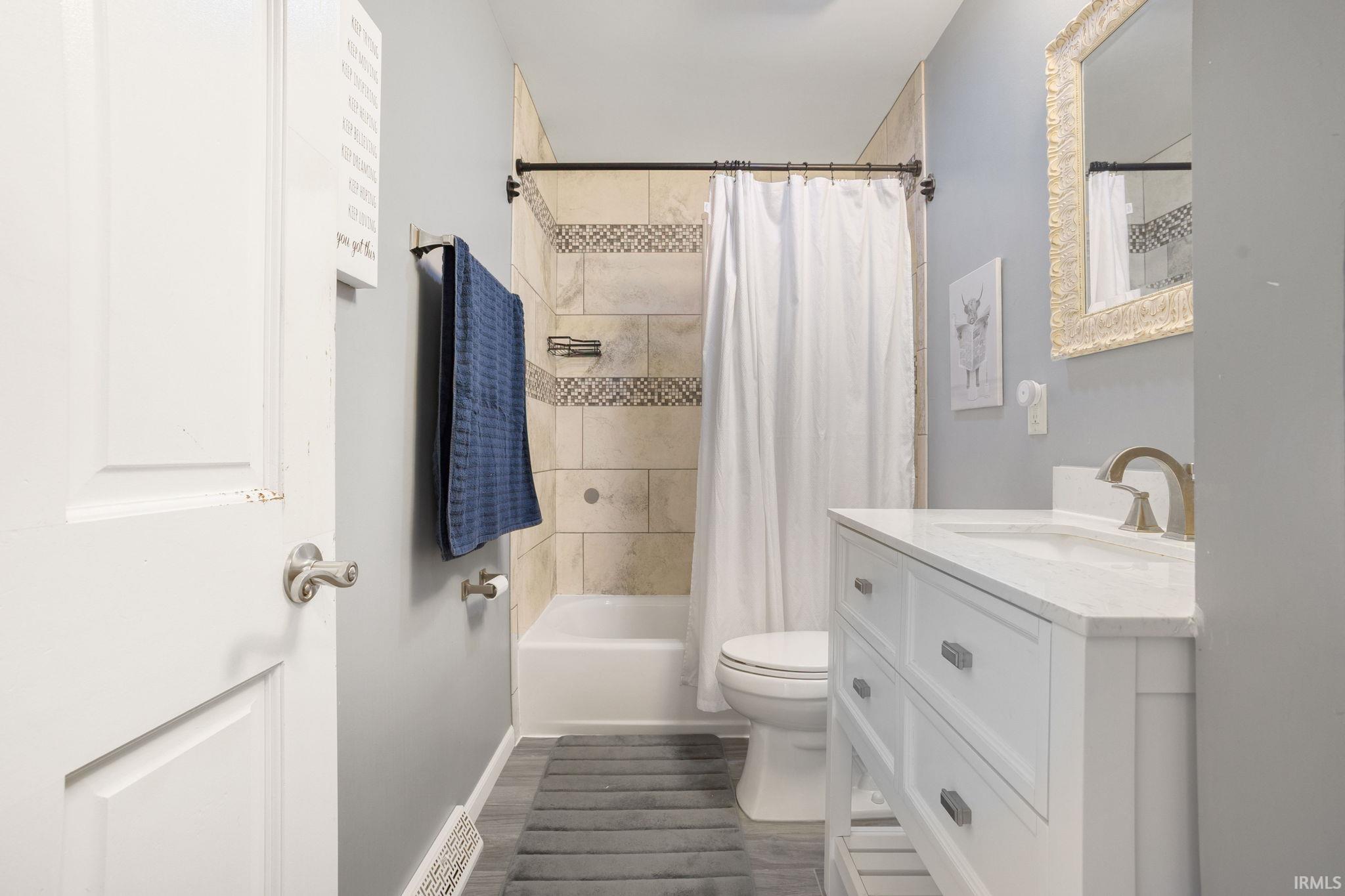 Osceola, Indiana 46561, United States, 4 Bedrooms Bedrooms, ,2 BathroomsBathrooms,Residential,Active,235438