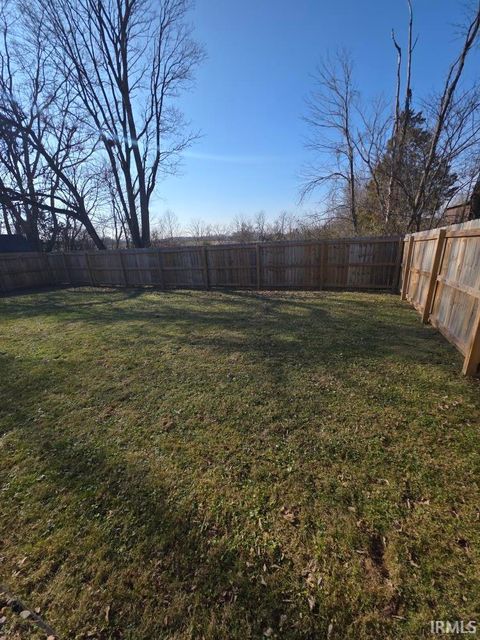 Tiny photo for 1106 S Graywell Drive, Bloomington, IN 47401 (MLS # 202548871)