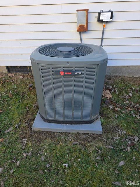 Tiny photo for 1106 S Graywell Drive, Bloomington, IN 47401 (MLS # 202548871)