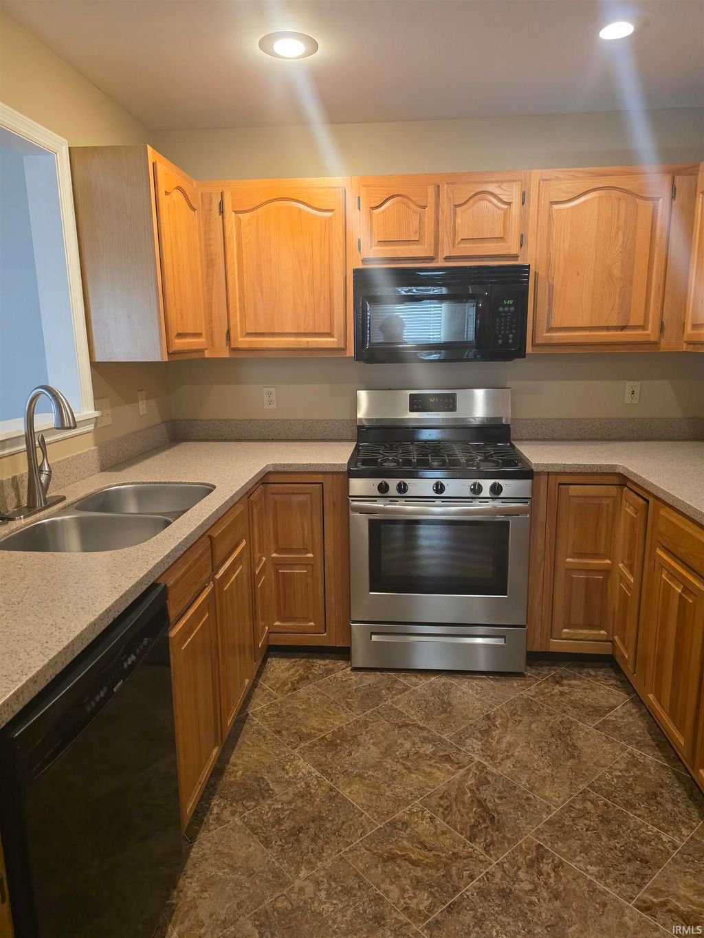 Photo of 1106 S Graywell Drive, Bloomington, IN 47401 (MLS # 202548871)