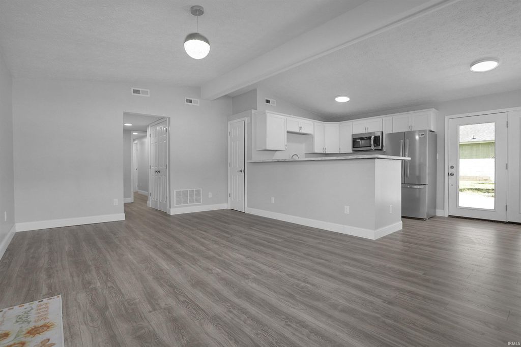 Photo of 5833 Lenbeck Road, Newburgh, IN 47630 (MLS # 202608626)