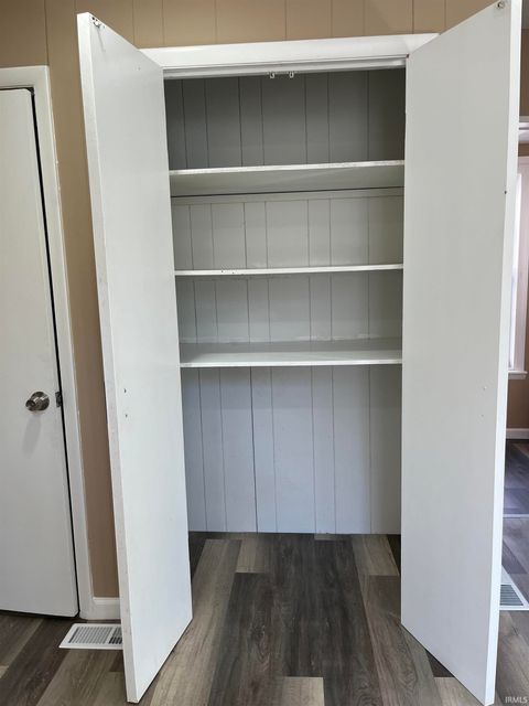 Tiny photo for 305 N Jackson Street, Huntingburg, IN 47542 (MLS # 202541353)