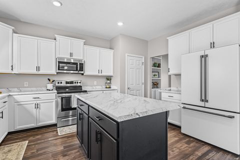 Tiny photo for 3353 Morrow Drive, Kokomo, IN 46902 (MLS # 202538258)