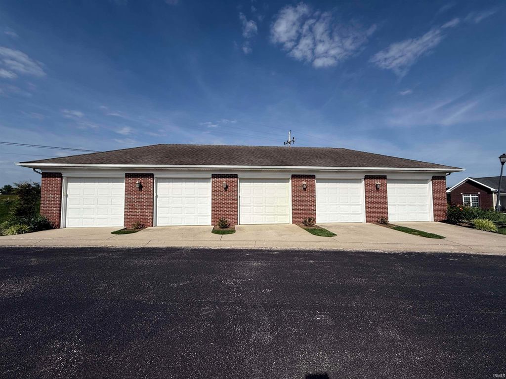 Photo of 1114 N Fox Ridge Links Drive, Vincennes, IN 47591 (MLS # 202622466)