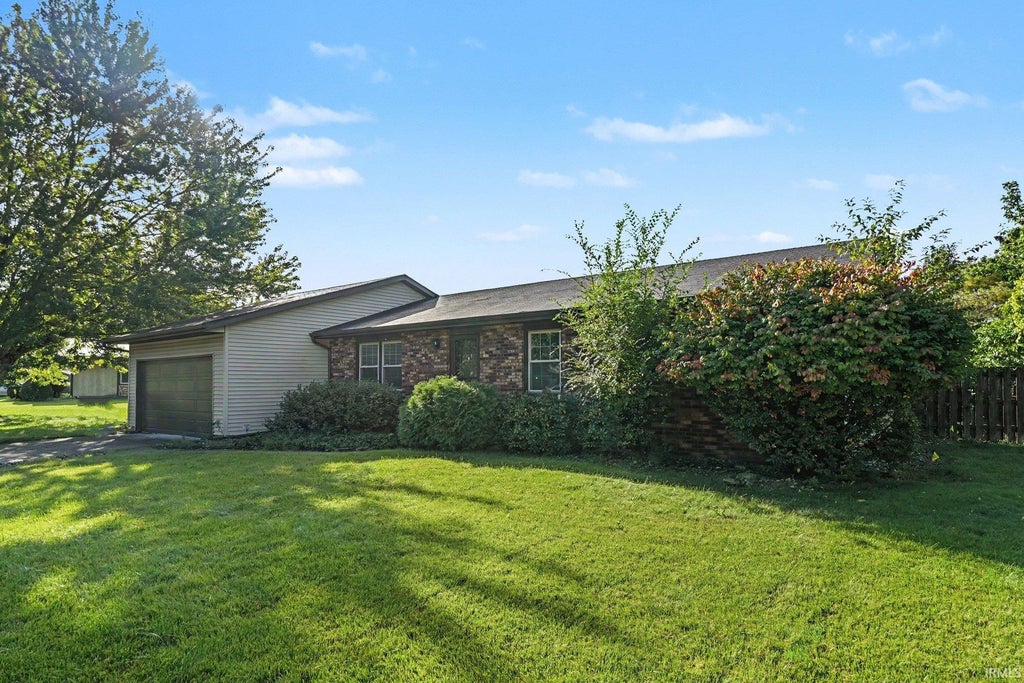 Photo of 22042 Sandybrook Drive, South Bend, IN 46628 (MLS # 202641128)