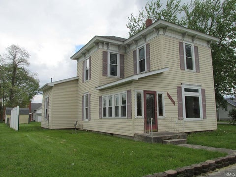 Photo of 725 N Main Street, Warren, IN 46792 (MLS # 202615882)