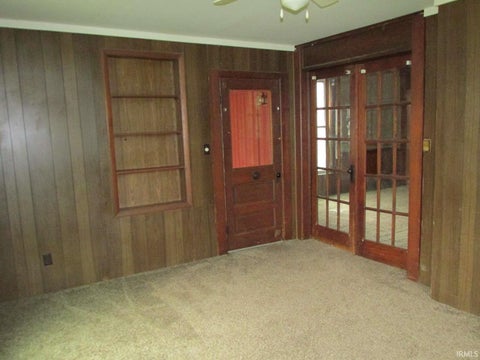Tiny photo for 725 N Main Street, Warren, IN 46792 (MLS # 202615882)