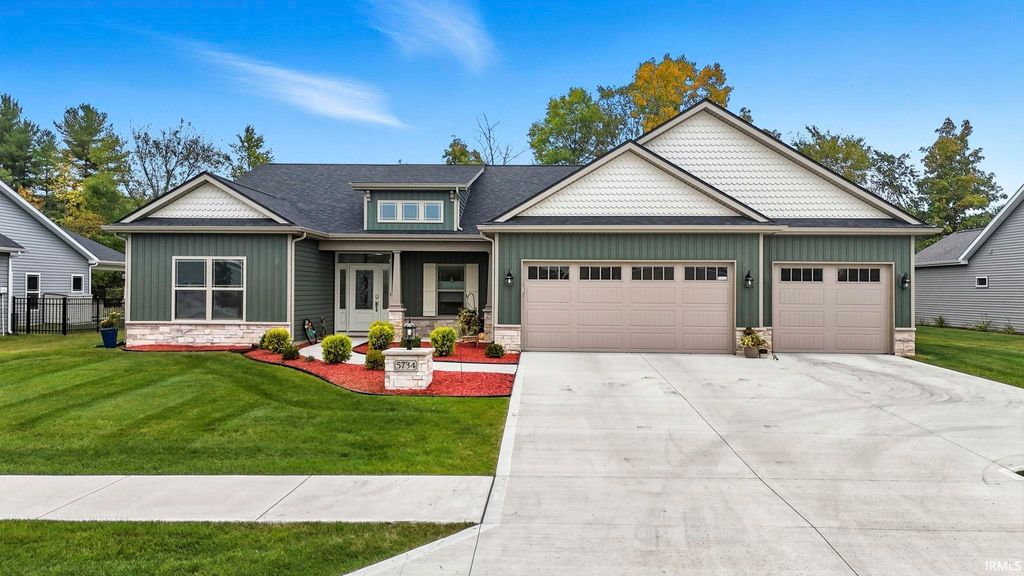 Photo of 5734 Santera Drive, Fort Wayne, IN 46818 (MLS # 202605147)