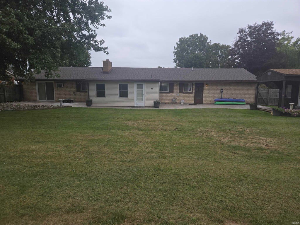 Photo of 1326 Roelke Drive, South Bend, IN 46614 (MLS # 202639461)