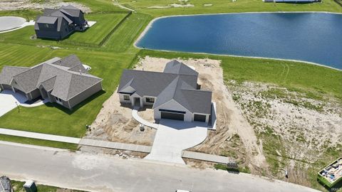 Tiny photo for 17667 Monza Pass, Huntertown, IN 46748 (MLS # 202618444)