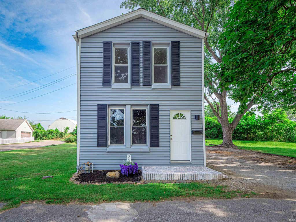 Photo of 3133 Austin Avenue, Evansville, IN 47712 (MLS # 202630636)