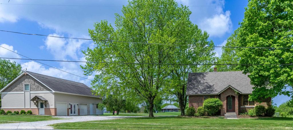 Photo of 4689 E State Road 45 Road, Bloomington, IN 47408 (MLS # 202616819)
