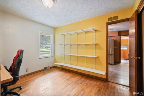 Tiny photo for 2225 W Sycamore Street, Kokomo, IN 46901 (MLS # 202624984)