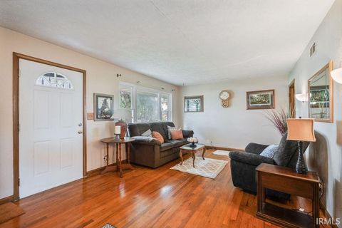 Tiny photo for 2225 W Sycamore Street, Kokomo, IN 46901 (MLS # 202624984)