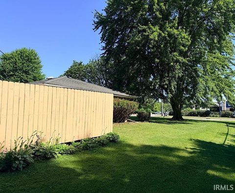 Tiny photo for 2225 W Sycamore Street, Kokomo, IN 46901 (MLS # 202624984)