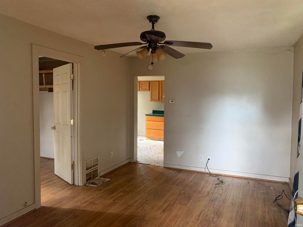 Photo of 412 W Marion Street, Mishawaka, IN 46546 (MLS # 202609147)