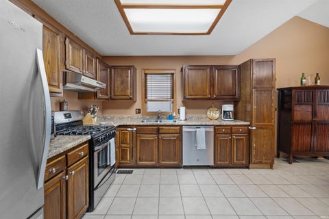 Tiny photo for 7212 Wood Meadows Lane, Fort Wayne, IN 46835 (MLS # 202643265)
