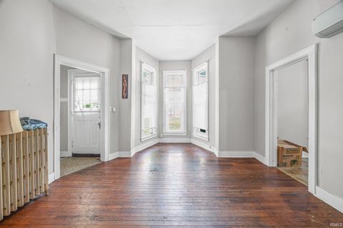 Tiny photo for 720 S Union Street, Kokomo, IN 46901 (MLS # 202539034)