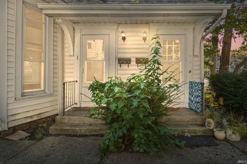 Tiny photo for 720 S Union Street, Kokomo, IN 46901 (MLS # 202539034)