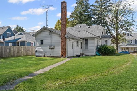 Tiny photo for 720 S Union Street, Kokomo, IN 46901 (MLS # 202539034)