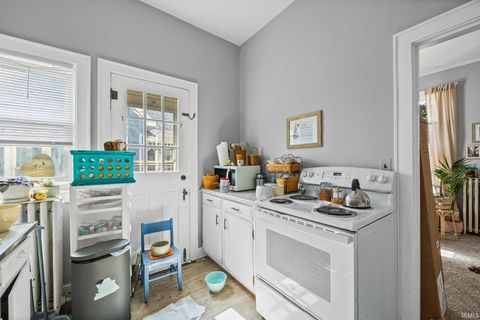 Tiny photo for 720 S Union Street, Kokomo, IN 46901 (MLS # 202539034)