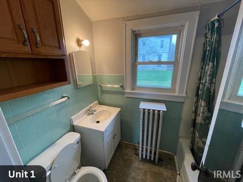 Tiny photo for 720 S Union Street, Kokomo, IN 46901 (MLS # 202539034)