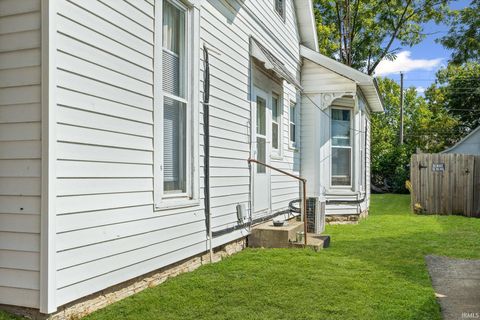 Tiny photo for 720 S Union Street, Kokomo, IN 46901 (MLS # 202539034)