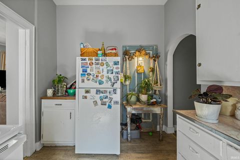 Tiny photo for 720 S Union Street, Kokomo, IN 46901 (MLS # 202539034)