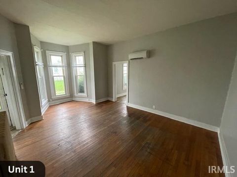 Tiny photo for 720 S Union Street, Kokomo, IN 46901 (MLS # 202539034)