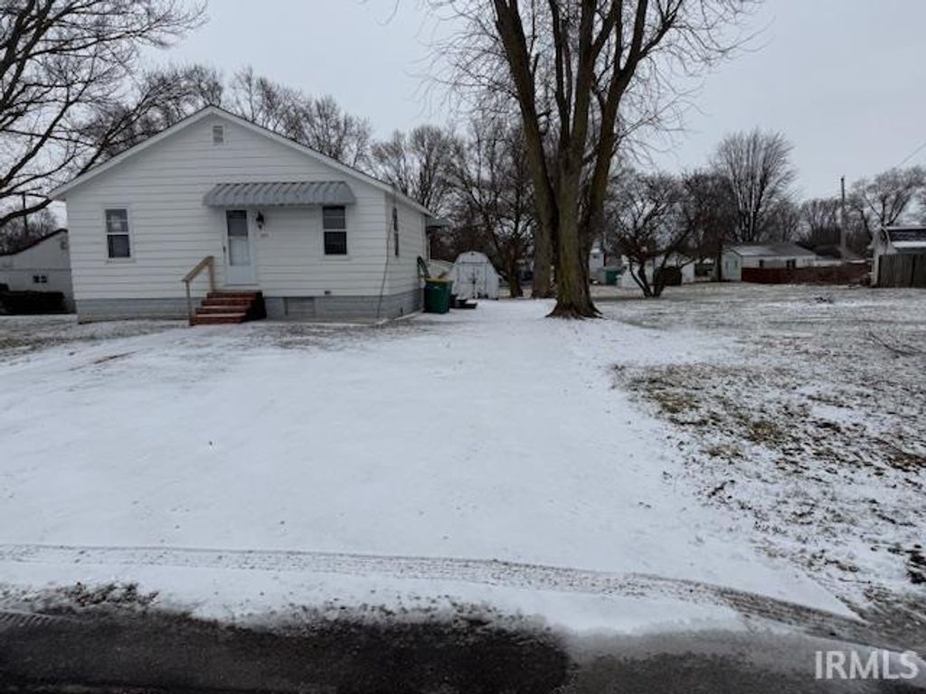 Photo of 529 E Uncle Tom St Street, Greentown, IN 46936 (MLS # 202601218)