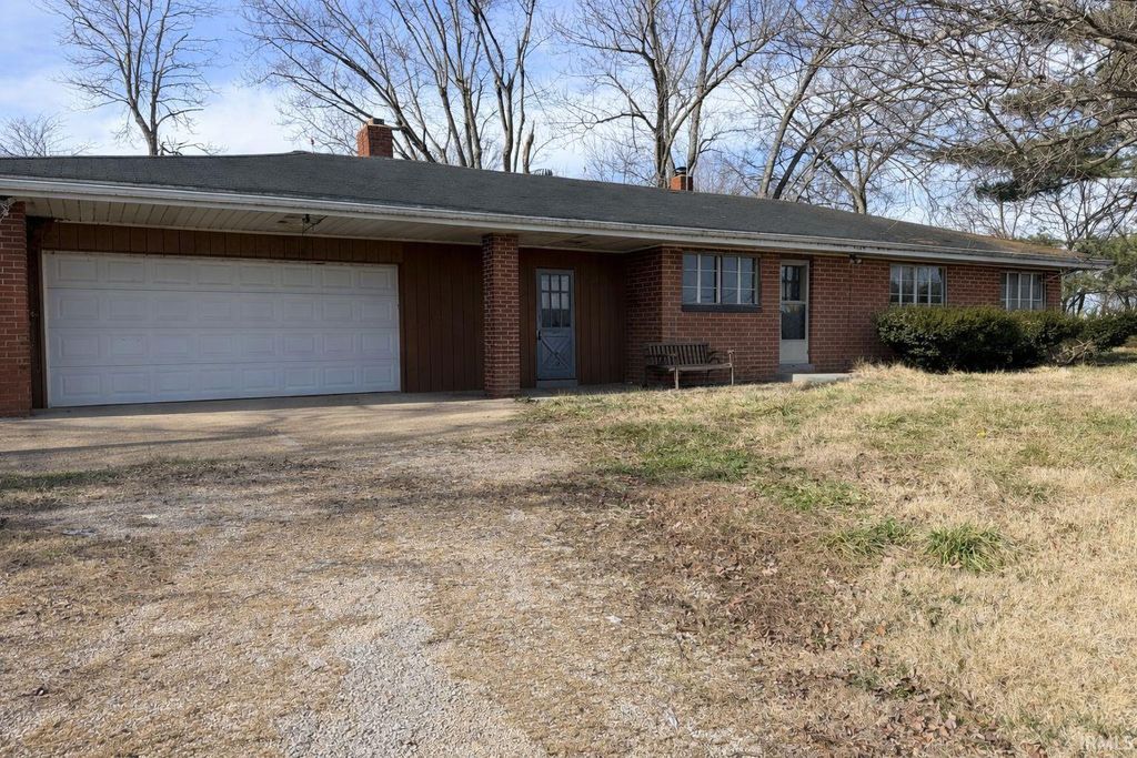 Photo of 5111 N State Road 61, Boonville, IN 47601 (MLS # 202604474)