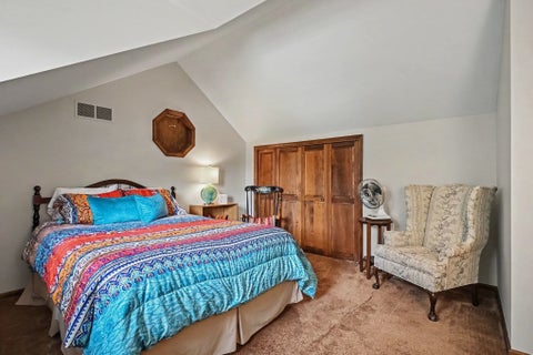 Tiny photo for 1106 Clermont Drive, South Bend, IN 46617 (MLS # 202643597)