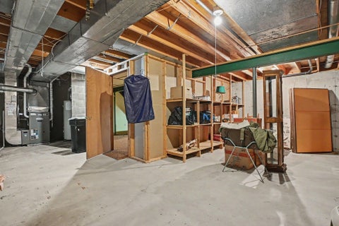 Tiny photo for 1106 Clermont Drive, South Bend, IN 46617 (MLS # 202643597)