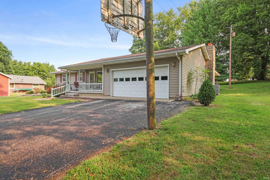 Photo of 260 Cavins Lane, Bloomfield, IN 47424 (MLS # 202632735)