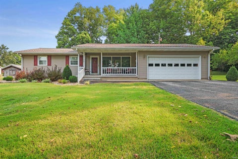 Photo of 260 Cavins Lane, Bloomfield, IN 47424 (MLS # 202632735)