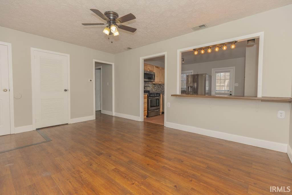 Photo of 4808 Kensington Avenue, Evansville, IN 47711 (MLS # 202604527)