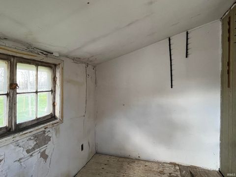 Tiny photo for 9360 S 300 E Road, Amboy, IN 46911 (MLS # 202614553)