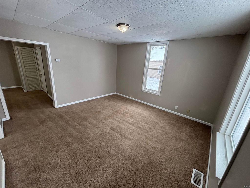 Photo of 1027 N 10th Street, Vincennes, IN 47591 (MLS # 202547890)