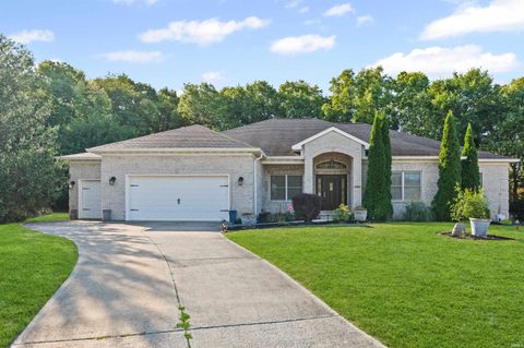 Photo of 2280 Bunchberry Court, Lafayette, IN 47905 (MLS # 202536910)