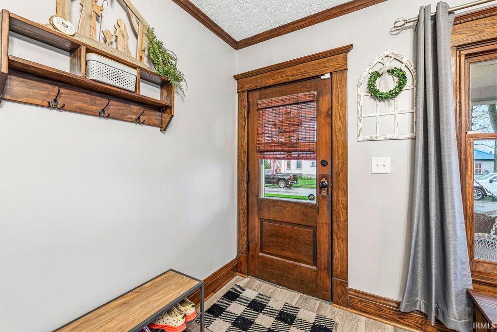 Photo of 403 E Centennial Street, Nappanee, IN 46550 (MLS # 202613300)