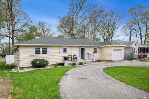 530 W Harrison Avenue, Wabash, IN 46992 - #: 202515982