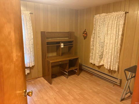 Tiny photo for 808 Esther Street, Huntington, IN 46750 (MLS # 202639459)